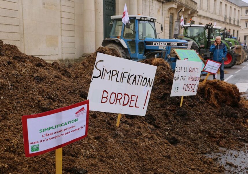 Le gouvernement Barnier renversé, de nombreuses mesures agricoles en suspens