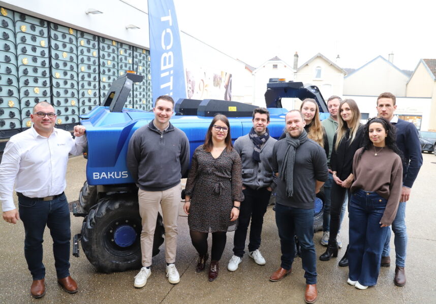 Table ronde à Mailly-Champagne autour de la CUMA “Terres de Meunier” Table ronde à Mailly-Champagne autour de la CUMA “Terres de Meunier”