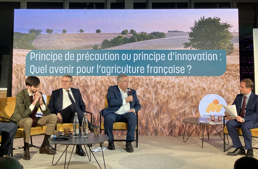 Reims La Marne Agricole Principe de précaution ou principe d’inaction ? « Principe de précaution ou principe d’innovation : Quel avenir pour l’agriculture française ? ». Tel était le thème du débat qu’ont organisé l’Association générale des producteurs de blé et Unigrains fin février sur le Salon de l’Agriculture. Quand le poids de normes juridiques entrave le développement de la production…