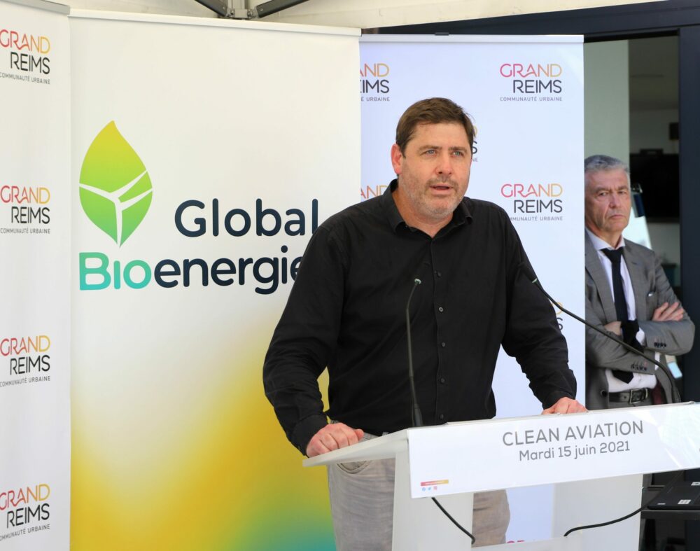 Reims La Marne Agricole Global Bioenergies cherche des repreneurs Dans un communiqué du 3 juin, le français Global Bioenergies, spécialisé dans les biocarburants (premiers essais dans un pilote à Pomacle-Bazancourt), a annoncé être à la recherche de repreneurs. « Malgré l’ensemble des efforts et des discussions établies ces derniers mois avec de grands acteurs industriels, la société constate qu’elle ne parvient pas à trouver d’investisseurs stratégiques pour financer la poursuite de son activité », explique-t-elle.