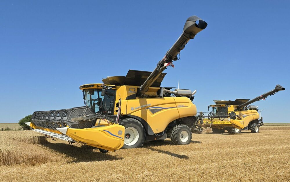 Reims La Marne Agricole La récolte 2025 jugée satisfaisante La moisson est terminée. Elle aura duré un mois dans la Marne. Les coopératives sont satisfaites d’un retour à la normale après la calamiteuse année 2024. Elles ont rentré du grain qui sera commercialisé facilement. Pour les agriculteurs, le sentiment est mitigé car les prix ne sont pas là.