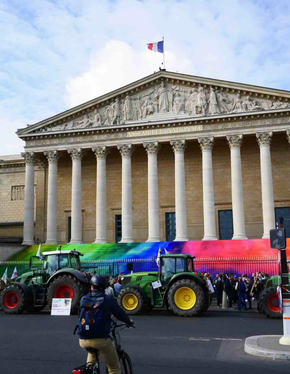 Reims La Marne Agricole La proposition de loi Duplomb validée La Commission mixte paritaire (CMP) a validé le 30 juin la proposition de loi des sénateurs Laurent Duplomb (LR, Haute-Loire) et Franck Menonville (UDI, Meuse) « visant à lever les contraintes à l'exercice du métier d'agriculteur ». Le texte doit maintenant être voté par l’Assemblée nationale et le Sénat.