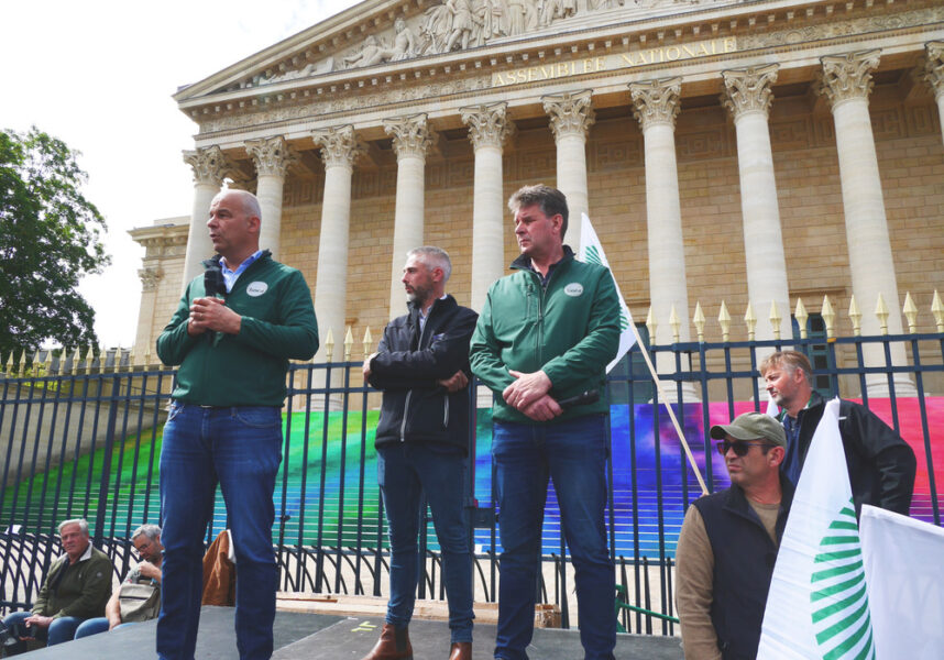 Législation : une pétition et, peut-être, un nouveau débat