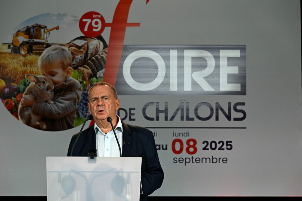 Reims La Marne Agricole Le jour de Foire est arrivé La 79e Foire de Châlons-en-Champagne ouvre ses portes ce vendredi 29 août pour les refermer le lundi 8 septembre au soir. Pour toute la région, l'heure de la rentrée agricole, politique, économique et sociale vient de sonner.