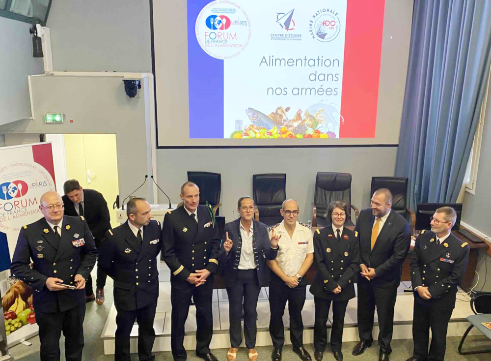 Reims La Marne Agricole De l’intérêt de bien nourrir nos militaires Parmi la trentaine de conférences qui ont rythmé le Forum de France de l’alimentation qui s’est déroulé du 9 au 14 septembre dernier, une d’elles, organisée par le Centre d’études stratégiques de la Marine (lire encadré) a porté sur le thème « Alimentation dans nos armées ».