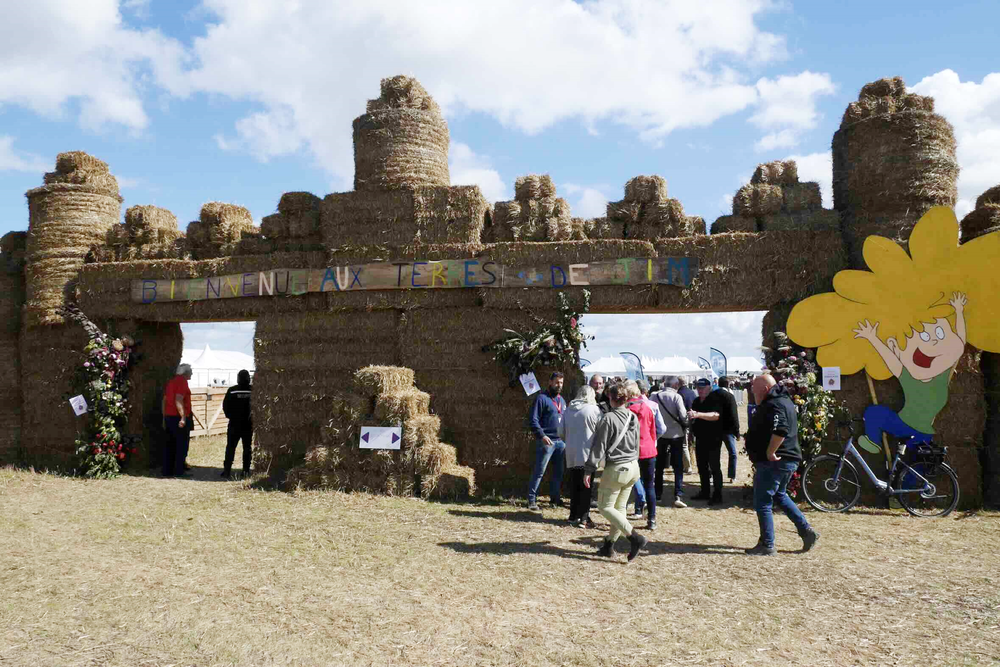 Reims La Marne Agricole Beau succès pour Terres de Jim La 11e édition de Terres de Jim s’est déroulée à Vieux Manoir (Seine-Maritime) du 12 au 14 septembre, sans la présence de la ministre de l’Agriculture, qui gère les affaires courantes.