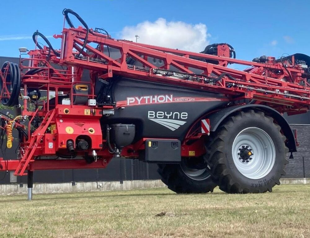 Reims La Marne Agricole Beyne : nouvelle stabilité de rampe sur Python Beyne a dévoilé en juillet son nouveau Python 8 000 l – Exclusive Line, une machine de pointe équipée du suivi du sol optimisé Ground Control et du kit MagrowTec.