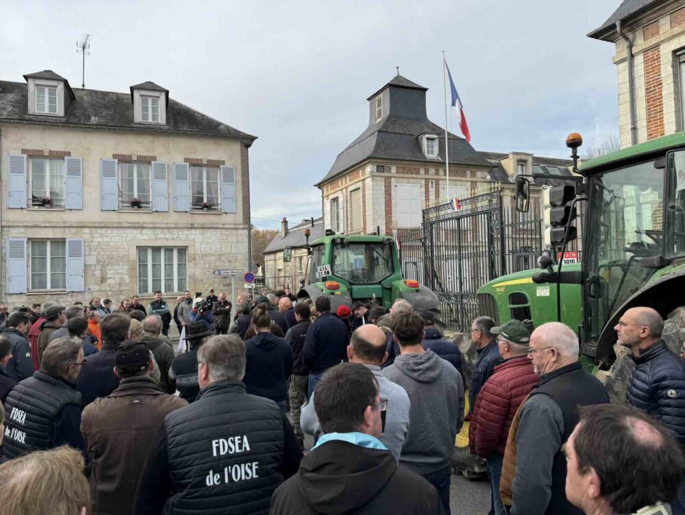 Reims La Marne Agricole Coup de pression sur le Mercosur et l’exécutif Après les propos plutôt favorables tenus par le président de la République Emmanuel Macron sur le Mercosur, plusieurs FDSEA et JA ont décidé de passer à l’action le 12 décembre. Une rencontre a eu lieu à Toulouse avec le président de la République.