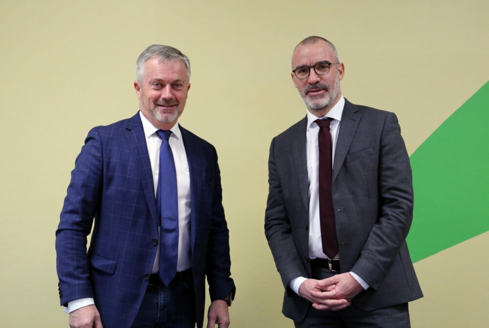 Reims La Marne Agricole Morosité dans la plaine et les coteaux Les élus de la Chambre d’agriculture de la Marne étaient en session le 21 novembre à Châlons-en-Champagne sous la présidence de Pascal Collard. Une motion a été votée à l'unanimité pour alerter sur la dégradation de l’économie agricole marnaise.