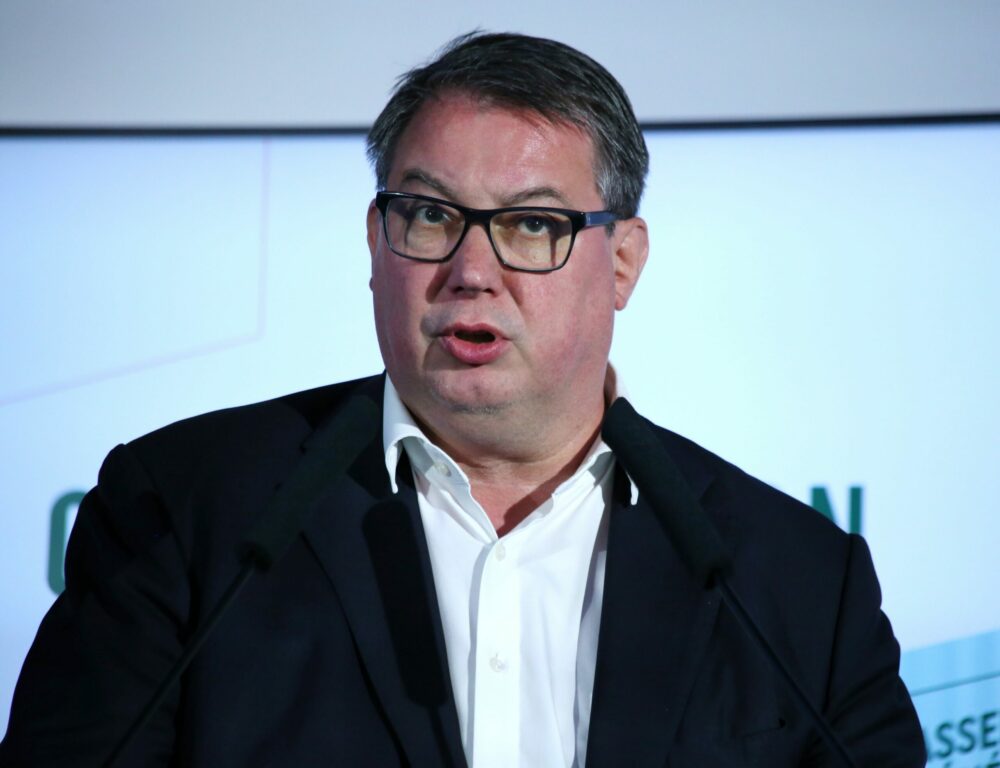 Reims La Marne Agricole Cristal Union poursuit sa décarbonation La coopérative Cristal Union a annoncé le 10 décembre dans une conférence de presse à Paris, qu’elle allait amplifier la rémunération de ses coopérateurs qui s’engagent dans la voie de la décarbonation, avec Cristal Vision Empreinte zéro.