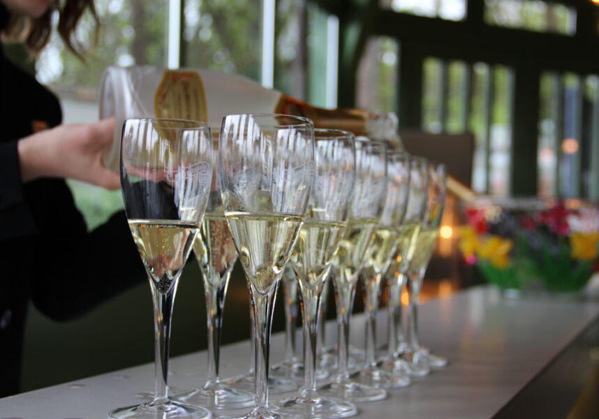 Épernay : les expéditions de champagne freinées par la concurrence des vins effervescents