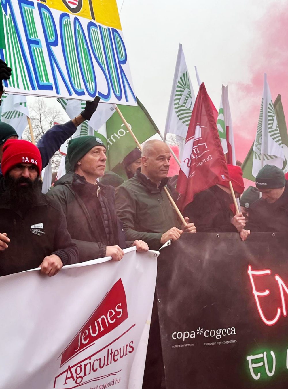 Reims La Marne Agricole Strasbourg : plus de 5 000 agriculteurs contre le Mercosur Des milliers d’agriculteurs venus de toute la France et de l’étranger se sont rassemblés le 20 janvier près du Parlement européen à Strasbourg pour faire pression sur les eurodéputés. Avec l’objectif qu’une majorité vote pour la saisine de la Cour de Justice de l’Union européenne et ainsi retarder la ratification du Traité avec le Mercosur.