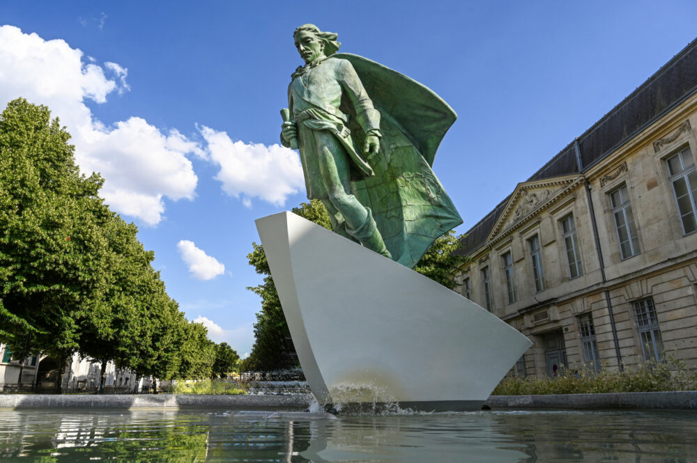 Reims La Marne Agricole L’année Jean Talon à Châlons Au Québec, Jean Talon est passé à la postérité en tant que Premier Intendant de la Nouvelle-France Si ses mandats ont été de courtes durées, de 1665 à 1672, sa renommée est très importante. Châlons célèbre cette année le 400e anniversaire de sa naissance.