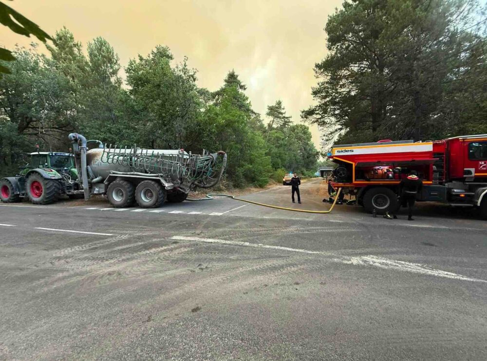 Reims La Marne Agricole Les agriculteurs sur le front des incendies L’été est à peine commencé que les incendies de plaine et de forêt battent déjà leur plein. Ceux-ci deviennent plus précoces, plus nombreux et plus violents. De la péninsule Ibérique à la France, en passant par la Grèce et l'Italie, la combinaison d'une sécheresse exceptionnelle, de températures caniculaires et de vents soutenus transforme de vastes territoires en véritables poudrières.