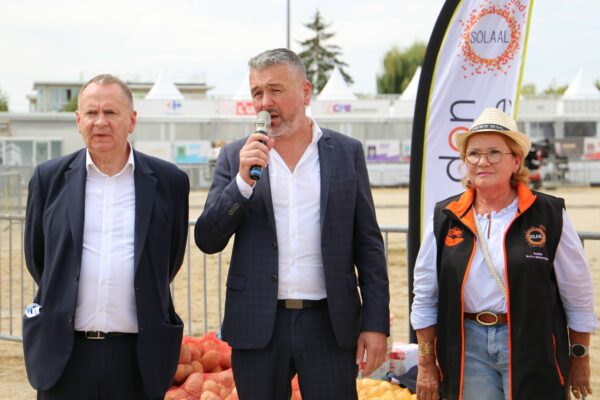Châlons : la Grande Tablée et la Foire, de grands cœurs pour la solidarité alimentaire Châlons : la Grande Tablée et la Foire, de grands cœurs pour la solidarité alimentaire